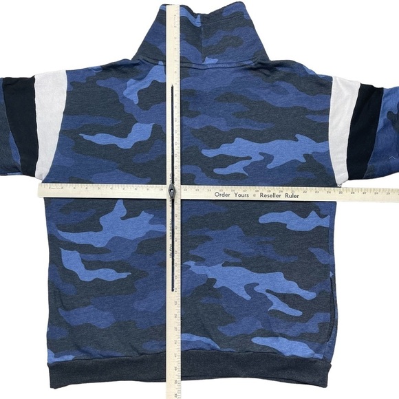 Pink Victorias Secret Sweatshirt Large Blue Camo Sherpa Funnel Neck Pullover - Picture 13 of 13